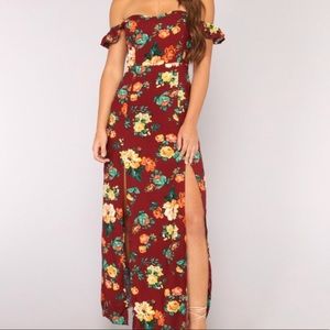 🌟floral off-the-shoulder maxi dress🌟